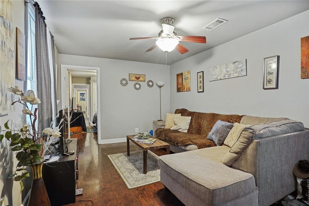 New Orleans, Louisiana 70119, United States, 4 Bedrooms Bedrooms, ,2 BathroomsBathrooms,Residential,Active,65639