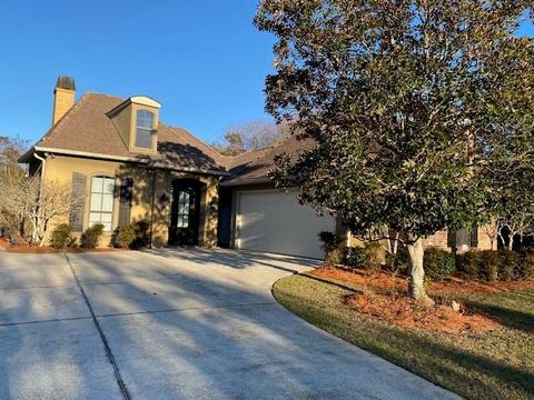 228 HIGH Street Abita Springs LA 70420