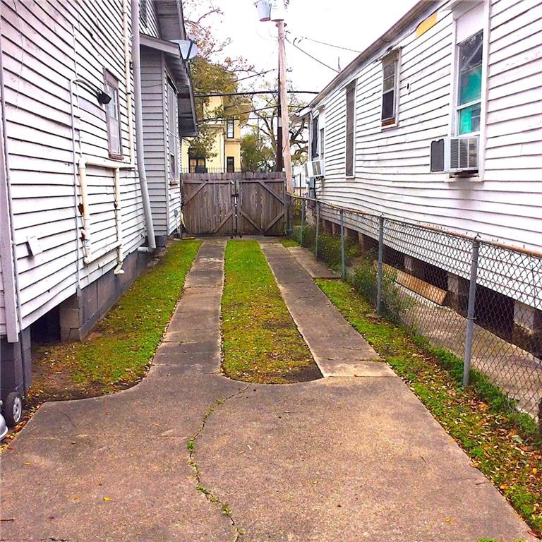 New Orleans, Louisiana 70118, United States, 3 Bedrooms Bedrooms, ,2 BathroomsBathrooms,Residential,Active,64888