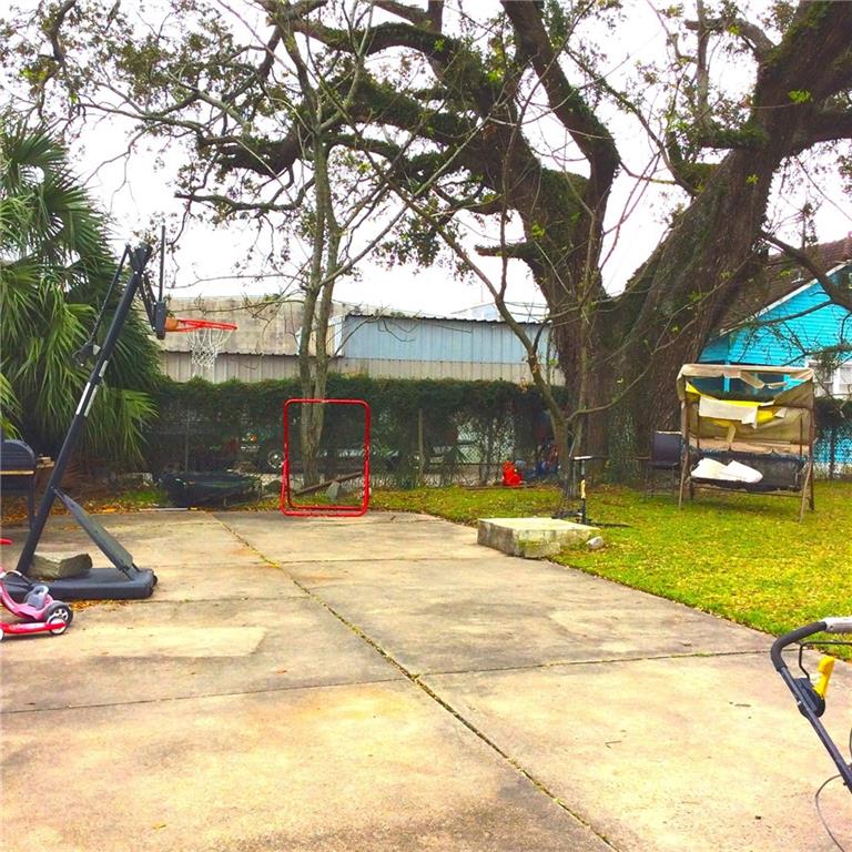 New Orleans, Louisiana 70118, United States, 3 Bedrooms Bedrooms, ,2 BathroomsBathrooms,Residential,Active,64888