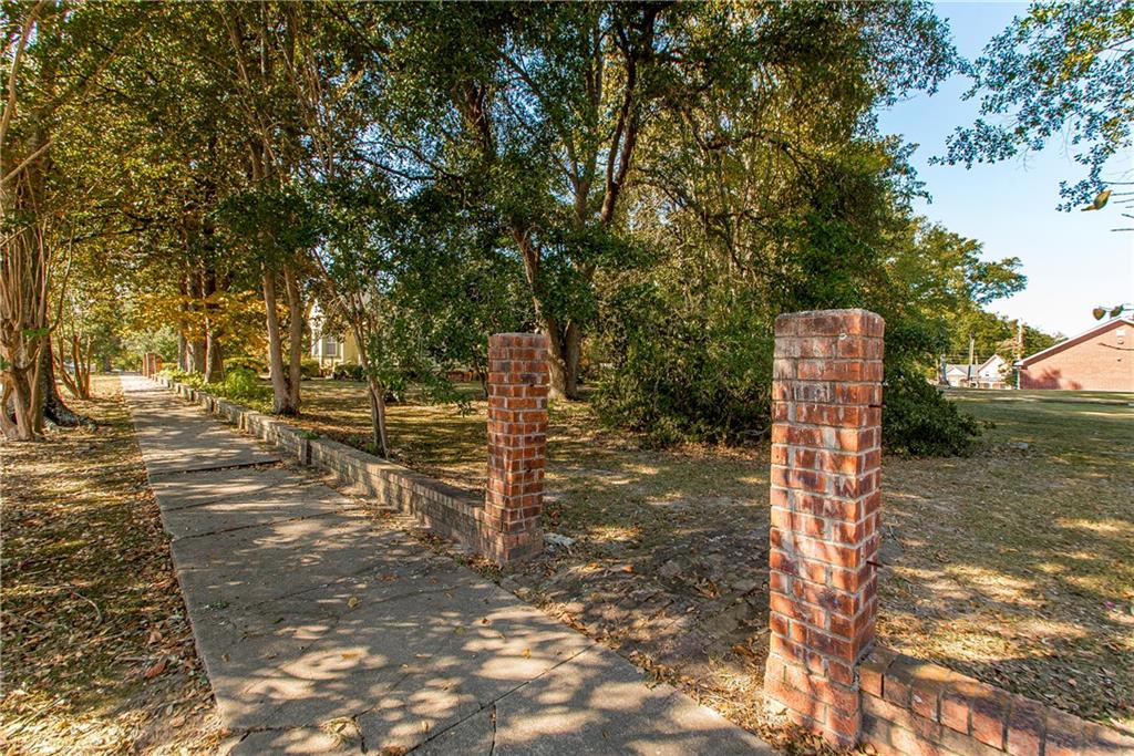 Kentwood, Louisiana 70444, United States, 3 Bedrooms Bedrooms, ,2 BathroomsBathrooms,Residential,Active,19611