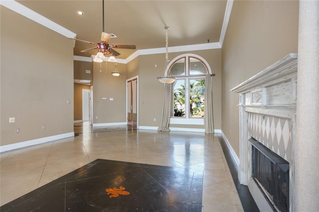 1452 ROYAL PALM Drive