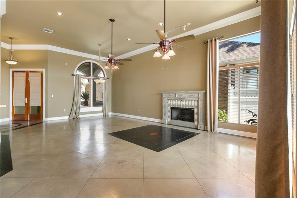 1452 ROYAL PALM Drive
