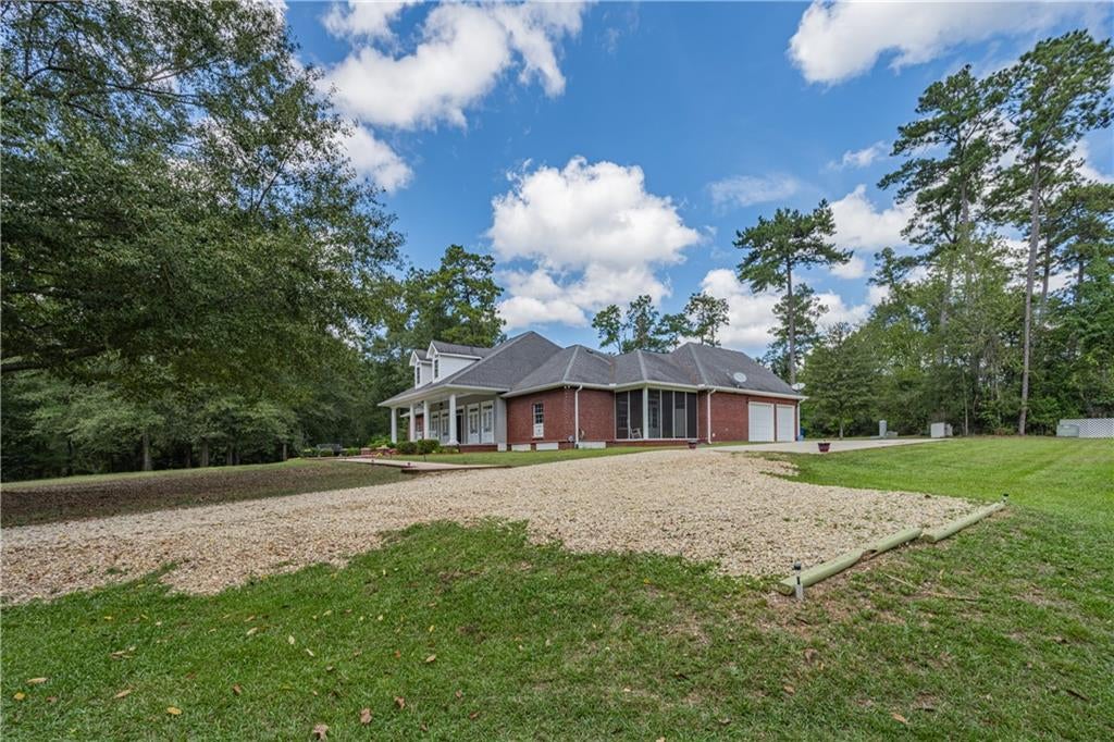 17477 HILLARY SIMMONS Road