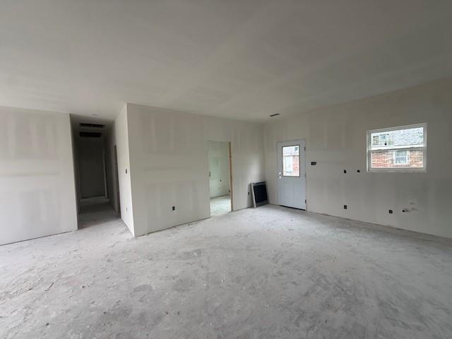 535 NEL Court