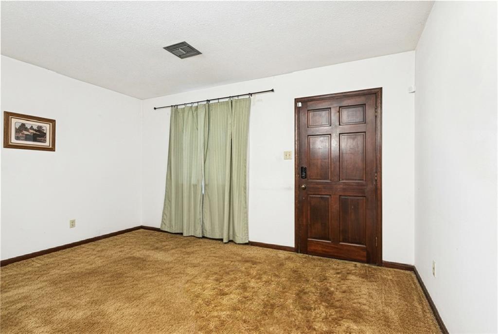 318 SAINT ROSE Avenue