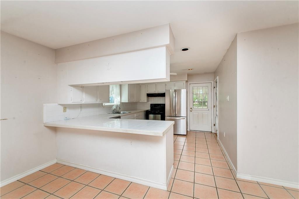 Tickfaw, Louisiana 70466, United States, 2 Bedrooms Bedrooms, ,1 BathroomBathrooms,Residential,Pending,115546