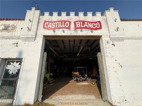 4321 SAINT CLAUDE Avenue New Orleans LA 70117