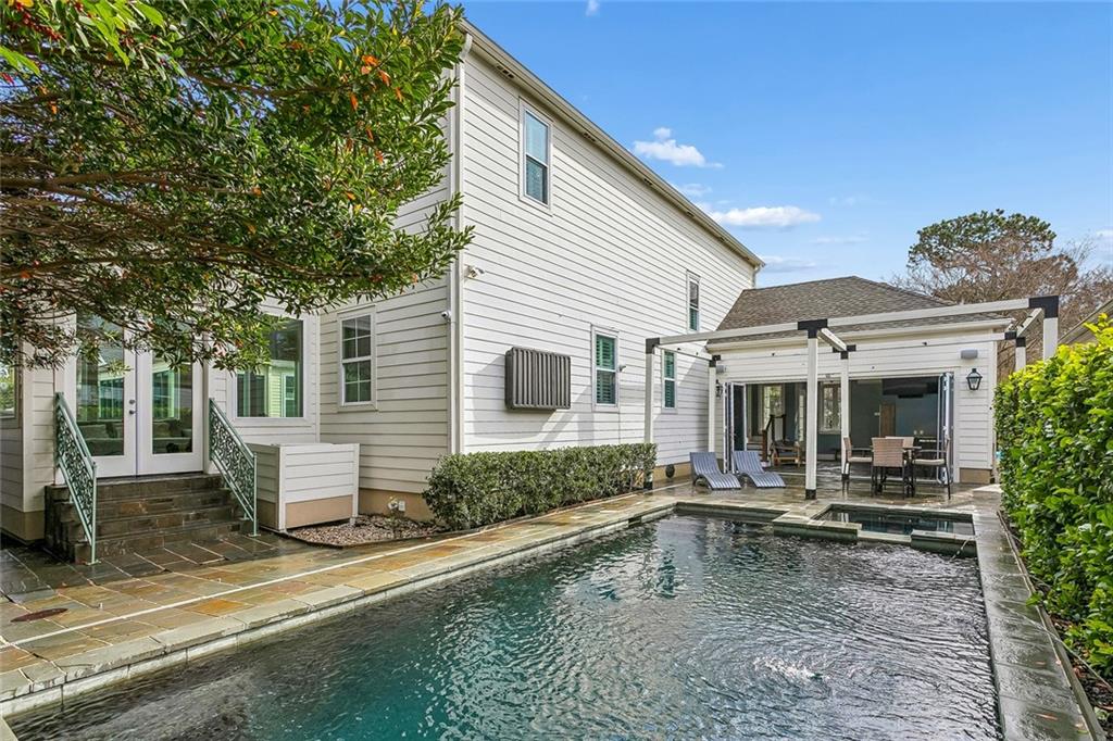 6050 GENERAL DIAZ Street