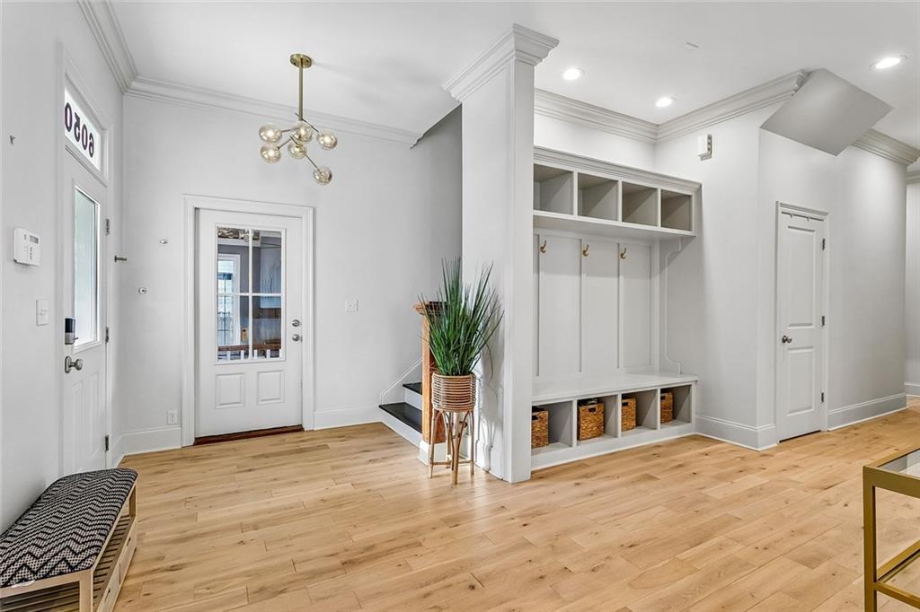 6050 GENERAL DIAZ Street