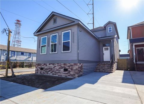 4200 CLIO Street New Orleans LA 70125