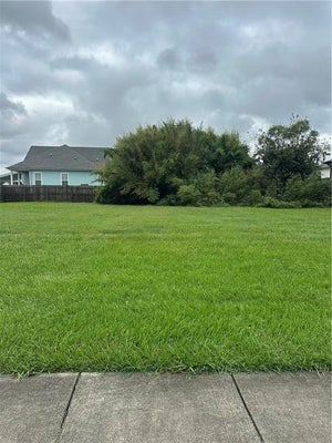 1904 KARL ST, ARABI, LA 70032 - Image f96bd31f0b0a6bacb802cbda2bd87c05/831951137