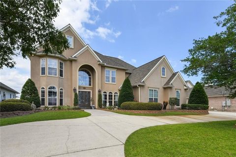 983 LAKESHORE Boulevard Slidell LA 70461