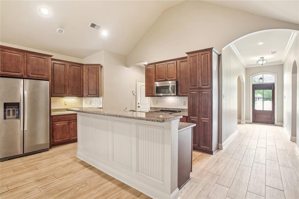 Madisonville, Louisiana 70447, United States, 4 Bedrooms Bedrooms, ,3 BathroomsBathrooms,Residential,Active,11652