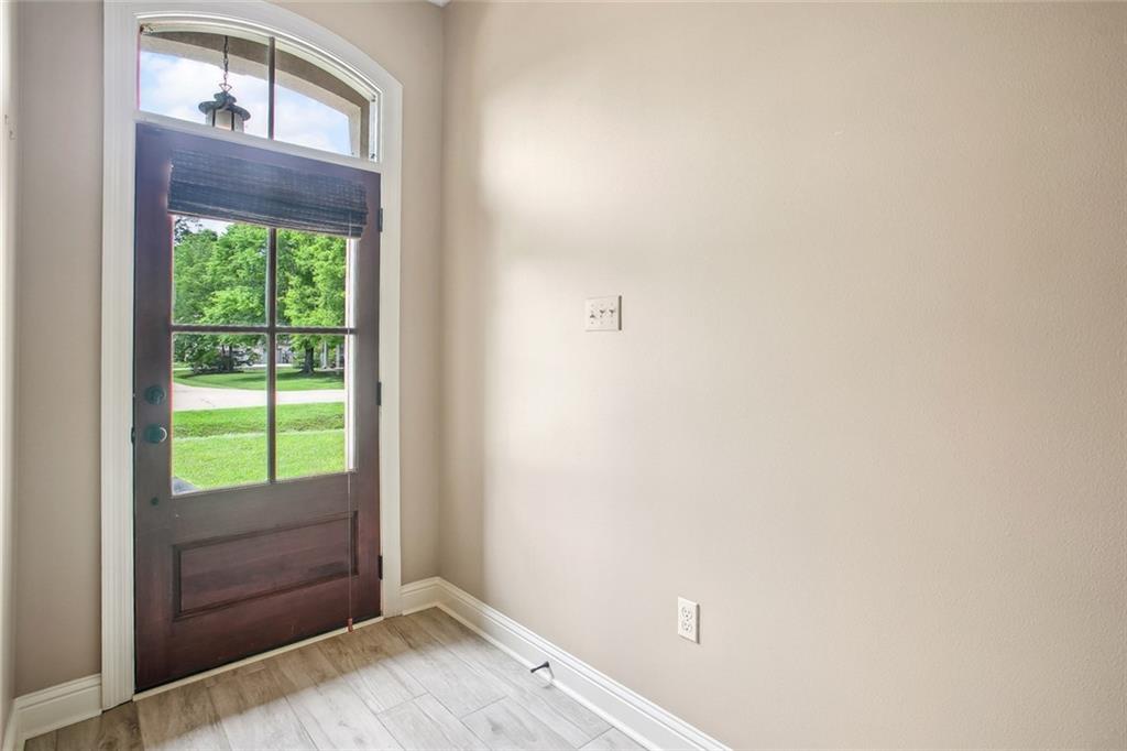 Madisonville, Louisiana 70447, United States, 4 Bedrooms Bedrooms, ,3 BathroomsBathrooms,Residential,Active,11652