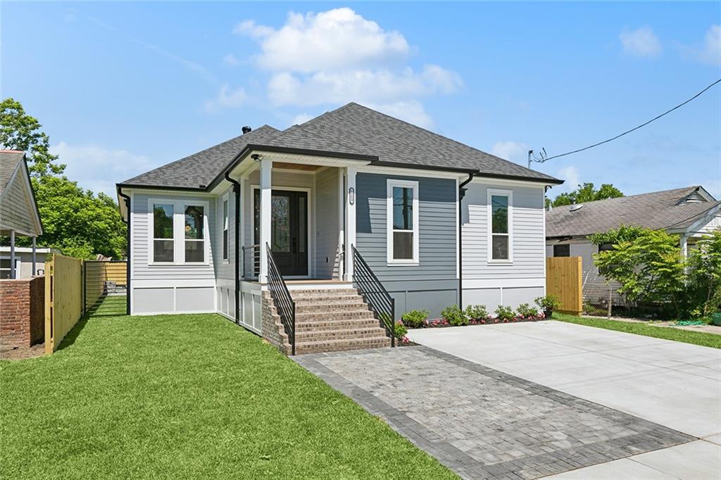 1209 MOISANT Street