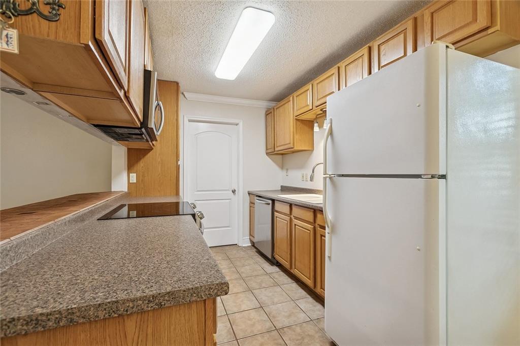 4022 PARKBROOK Drive