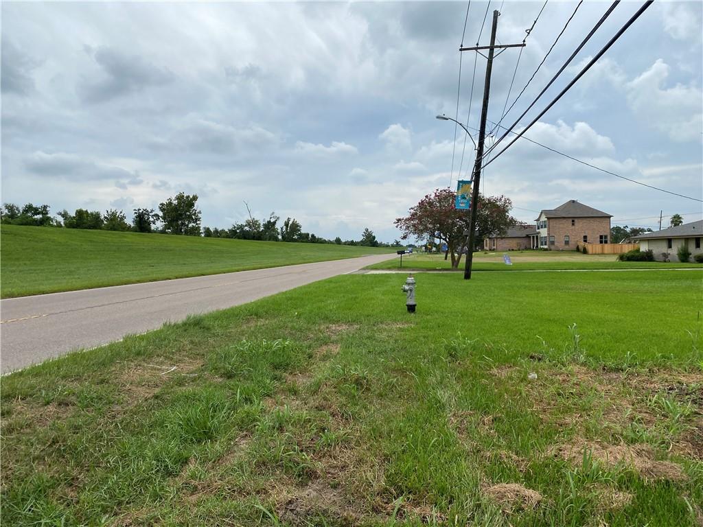 7825 RIVER ROAD Road