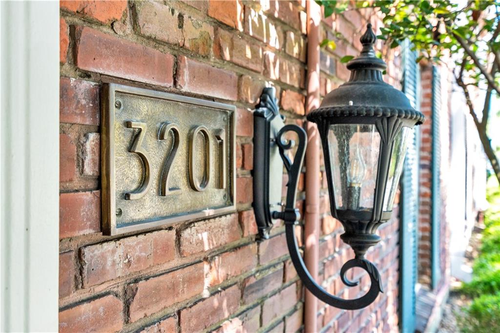 3201 ST CHARLES Avenue 313