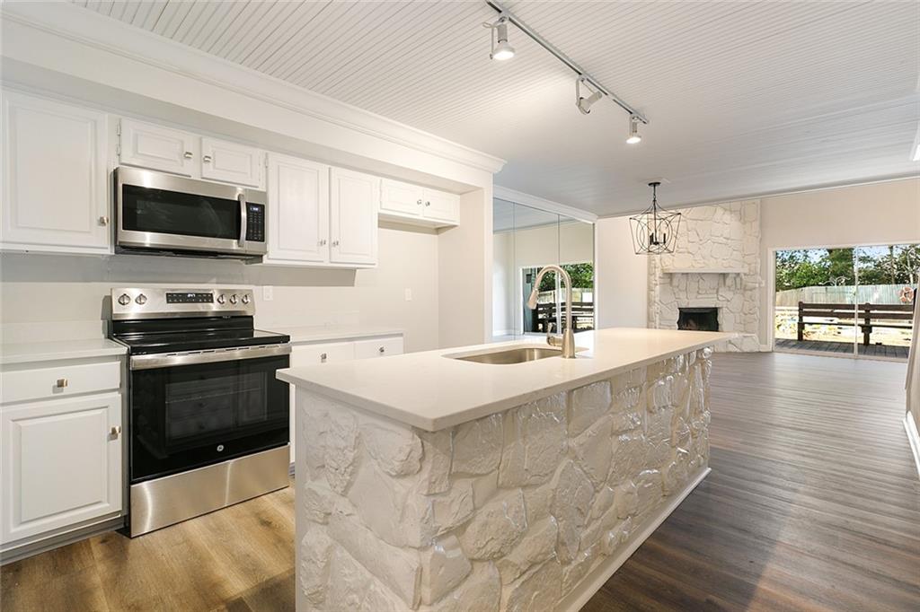 11 JACQUELINE Court 11