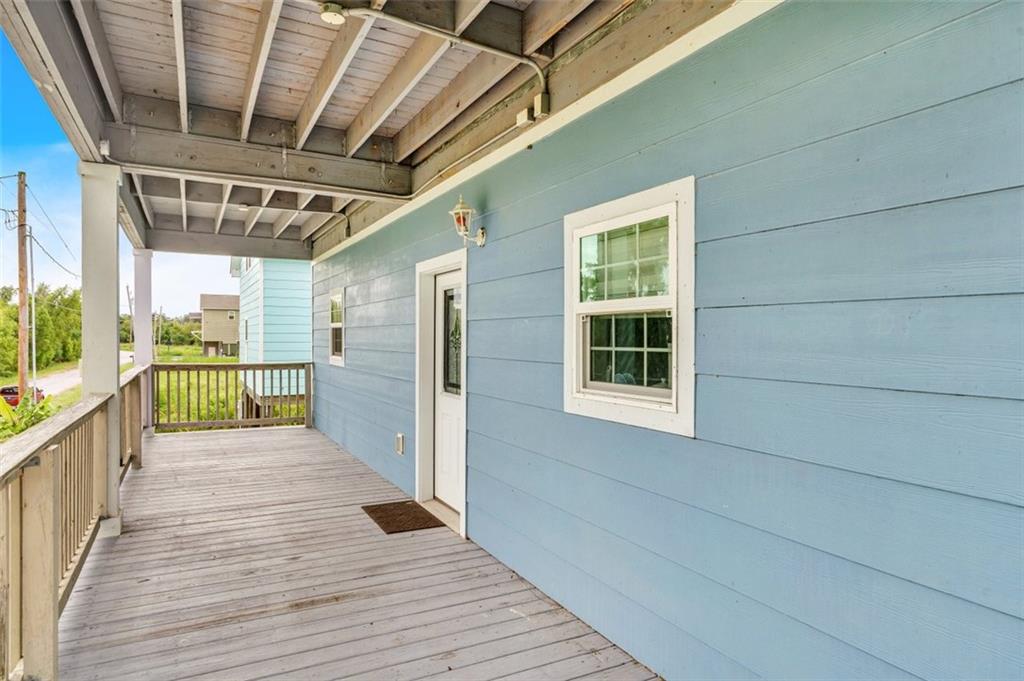 Vacherie, Louisiana 70090, United States, 3 Bedrooms Bedrooms, ,4 BathroomsBathrooms,Residential,Active,47555