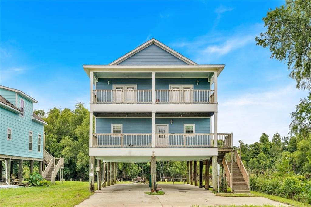 Vacherie, Louisiana 70090, United States, 3 Bedrooms Bedrooms, ,4 BathroomsBathrooms,Residential,Active,47555