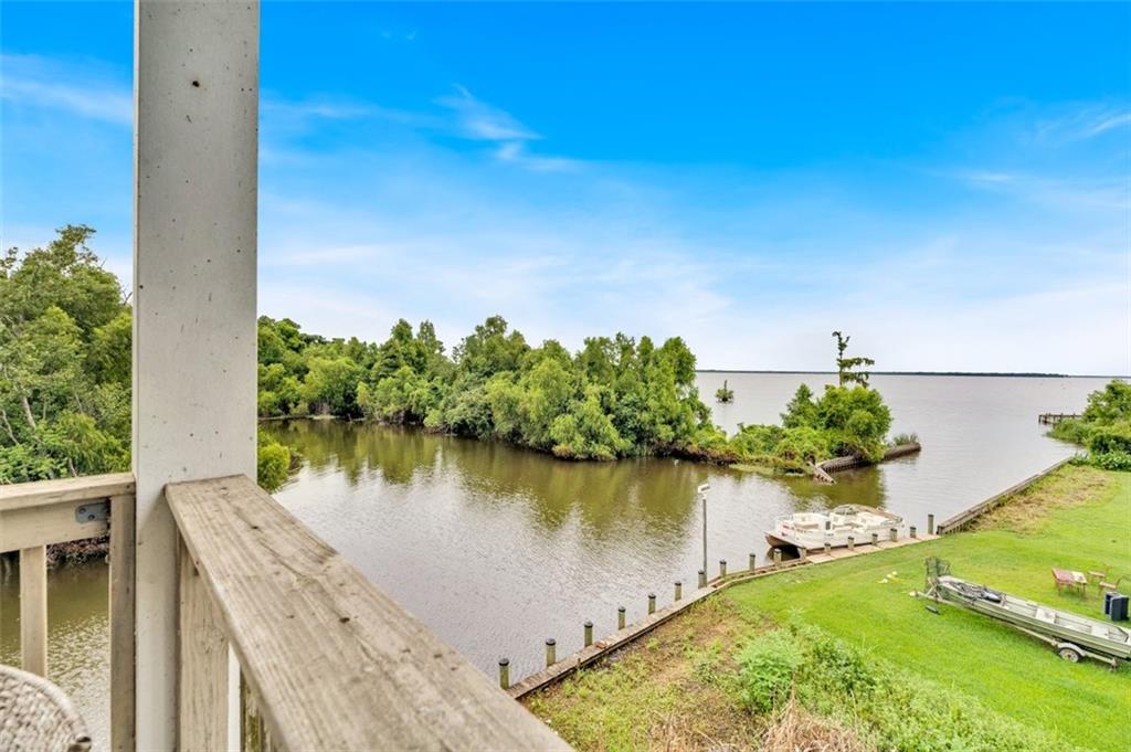 Vacherie, Louisiana 70090, United States, 3 Bedrooms Bedrooms, ,4 BathroomsBathrooms,Residential,Active,47555