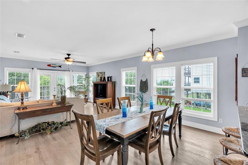 Vacherie, Louisiana 70090, United States, 3 Bedrooms Bedrooms, ,4 BathroomsBathrooms,Residential,Active,47555