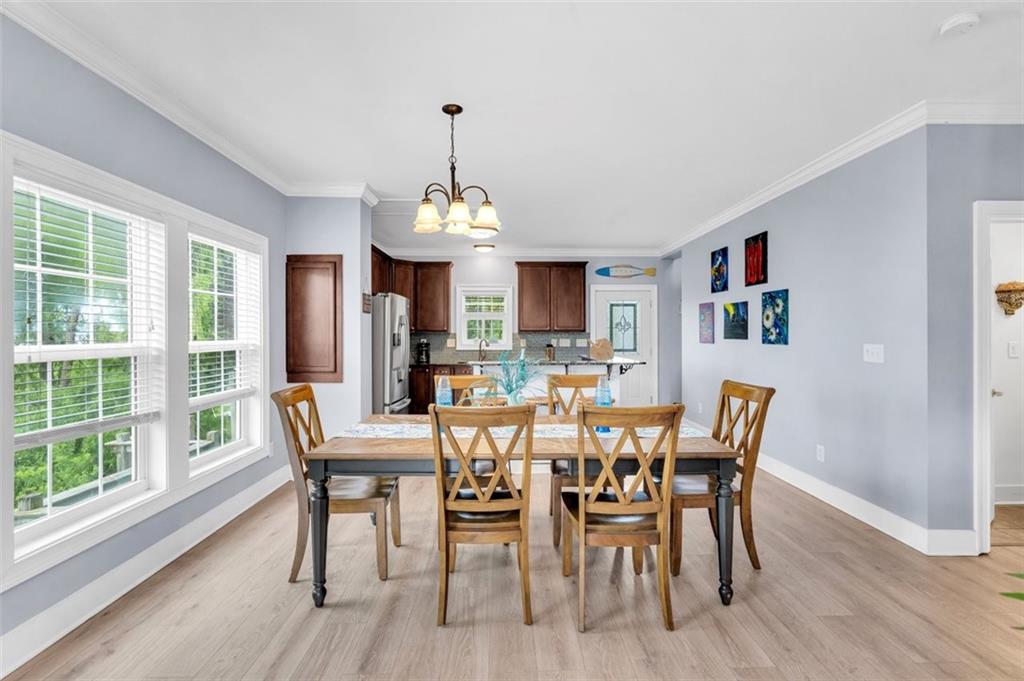 Vacherie, Louisiana 70090, United States, 3 Bedrooms Bedrooms, ,4 BathroomsBathrooms,Residential,Active,47555