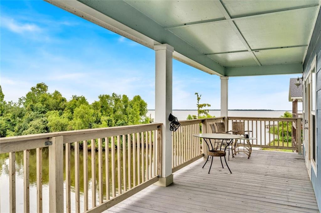 Vacherie, Louisiana 70090, United States, 3 Bedrooms Bedrooms, ,4 BathroomsBathrooms,Residential,Active,47555