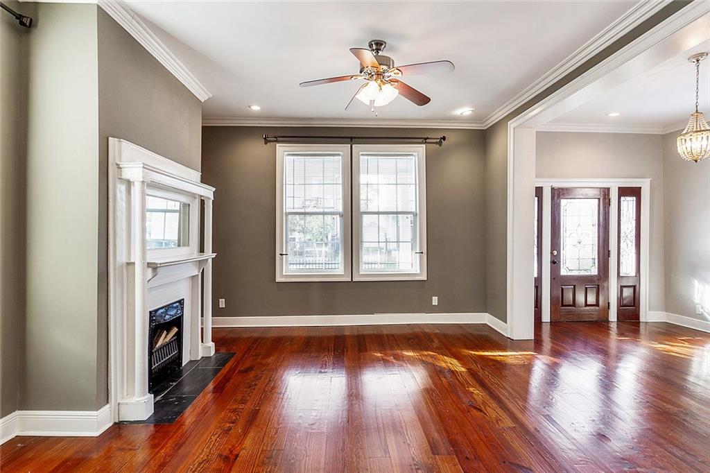 New Orleans, Louisiana 70115, United States, 4 Bedrooms Bedrooms, ,4 BathroomsBathrooms,Residential,Pending,40503