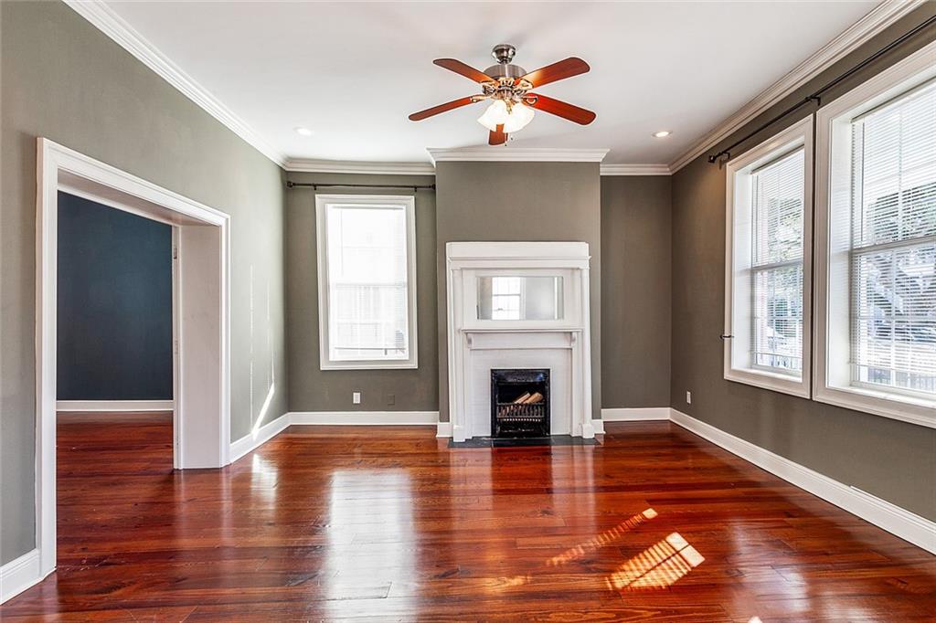 New Orleans, Louisiana 70115, United States, 4 Bedrooms Bedrooms, ,4 BathroomsBathrooms,Residential,Pending,40503
