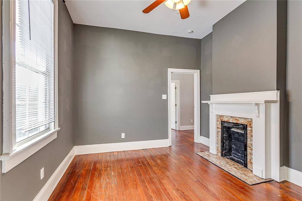 New Orleans, Louisiana 70115, United States, 4 Bedrooms Bedrooms, ,4 BathroomsBathrooms,Residential,Pending,40503