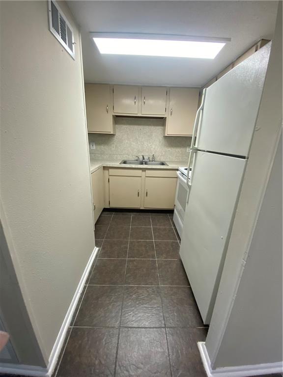 209 211 213 MEADOWS Drive