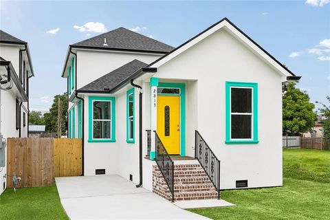 Photo of 2815 SAM LENOX Street, Jefferson, LA 70121 (MLS # 2553457)