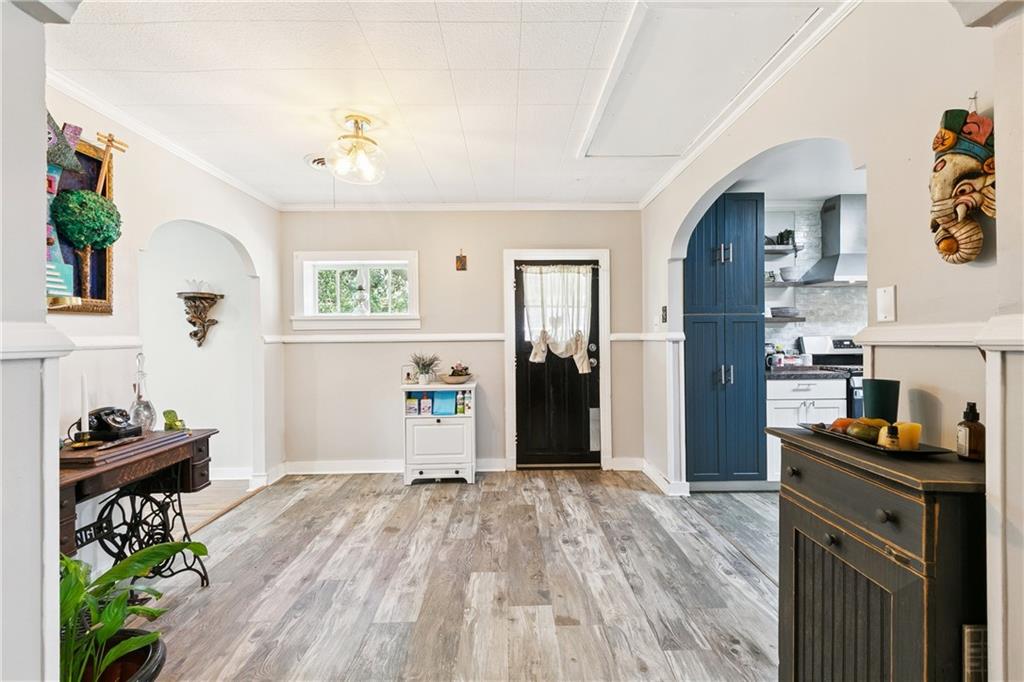 225 SAINT ROSE Avenue