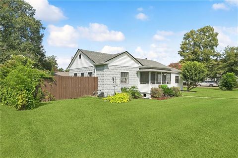 225 SAINT ROSE Avenue St Rose LA 70087