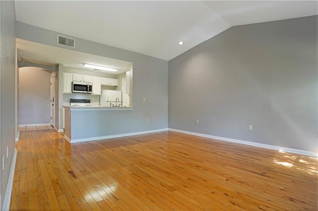 350 EMERALD FOREST Boulevard 9202