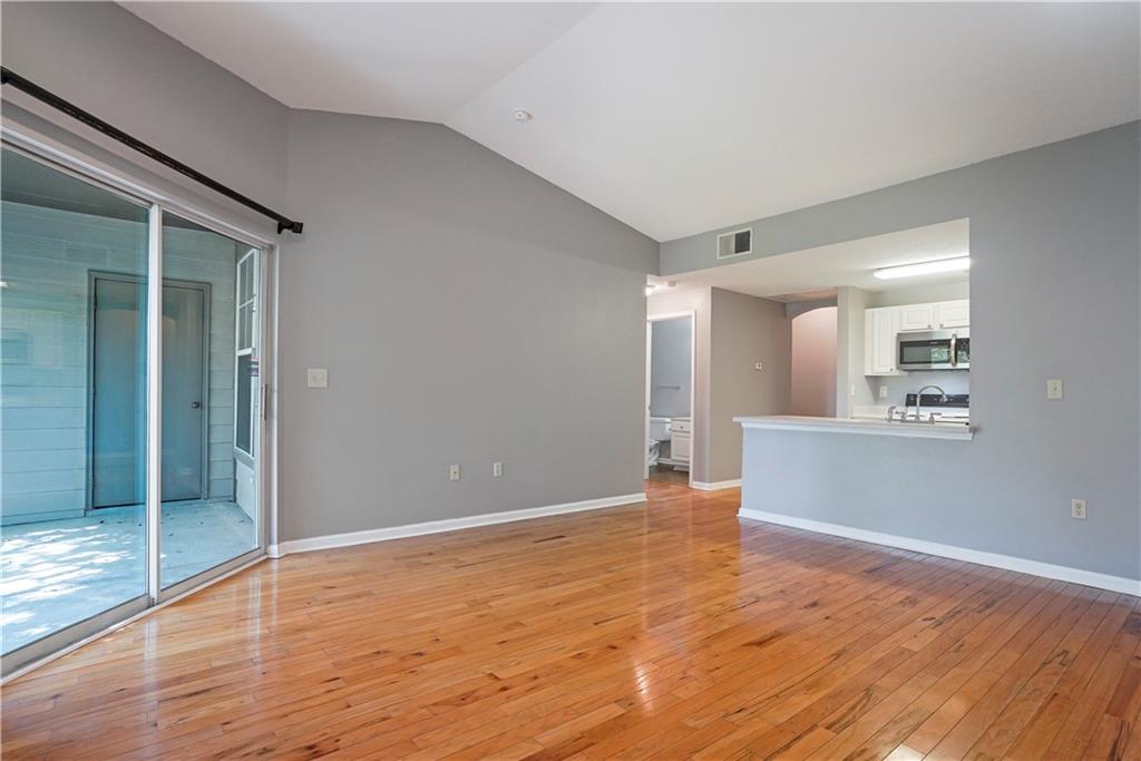 350 EMERALD FOREST Boulevard 9202