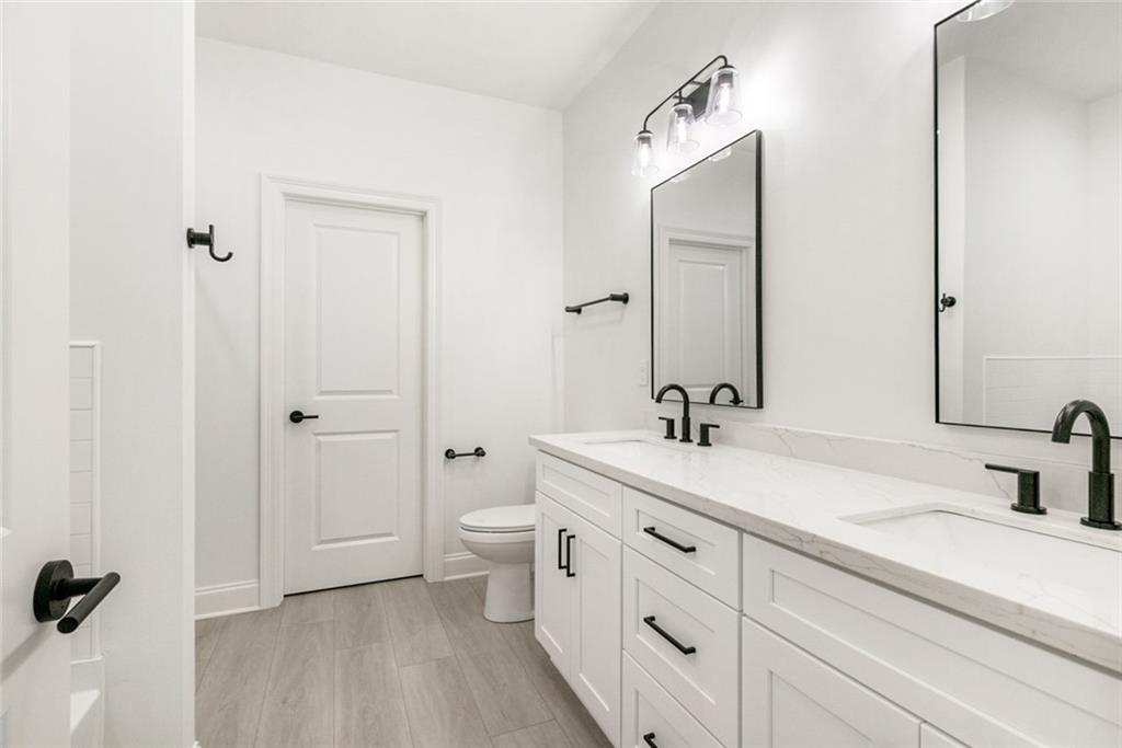 Covington, Louisiana 70433, United States, 3 Bedrooms Bedrooms, ,2 BathroomsBathrooms,Residential,Pending,107580