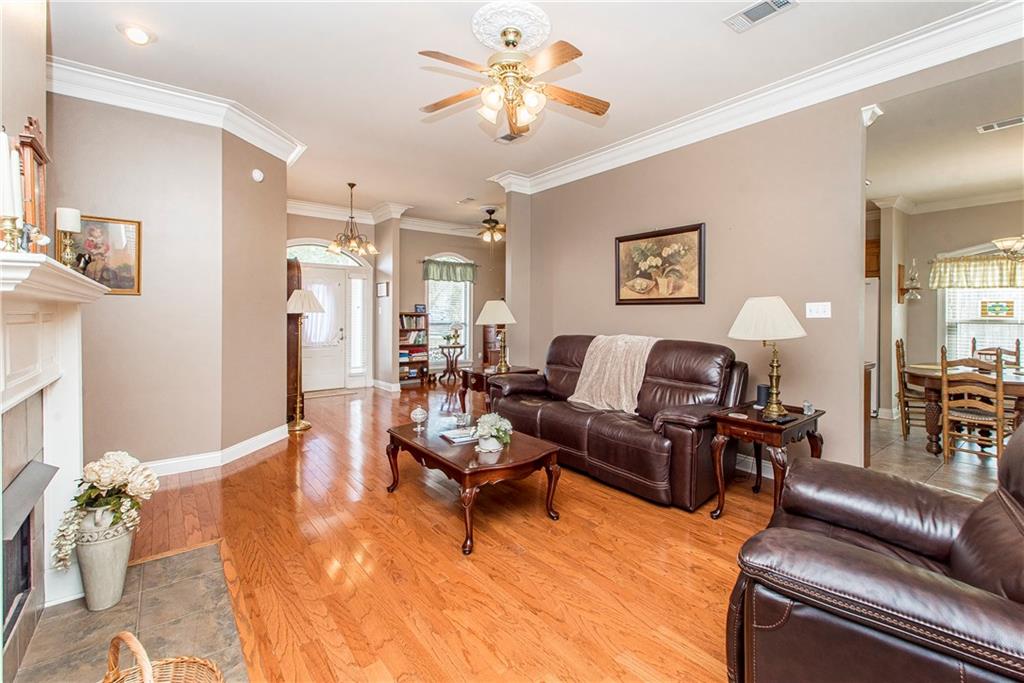 Hammond, Louisiana 70403, United States, 3 Bedrooms Bedrooms, ,3 BathroomsBathrooms,Residential,Pending,65057