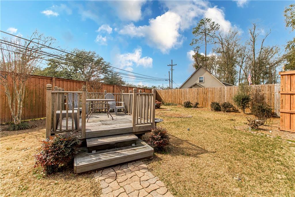 Hammond, Louisiana 70403, United States, 3 Bedrooms Bedrooms, ,3 BathroomsBathrooms,Residential,Pending,65057