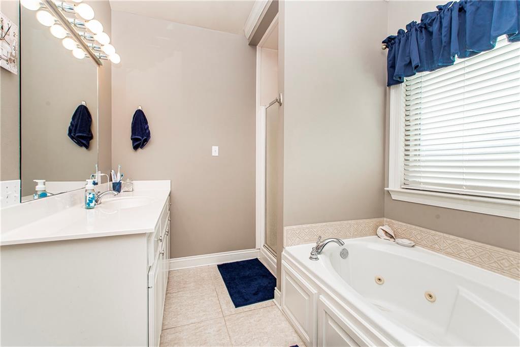 Hammond, Louisiana 70403, United States, 3 Bedrooms Bedrooms, ,3 BathroomsBathrooms,Residential,Pending,65057