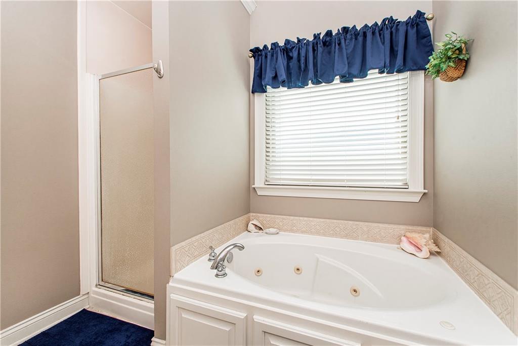 Hammond, Louisiana 70403, United States, 3 Bedrooms Bedrooms, ,3 BathroomsBathrooms,Residential,Pending,65057