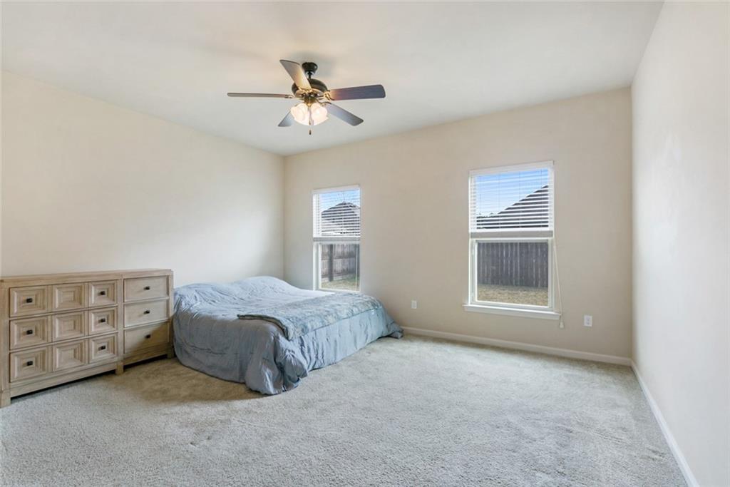 Covington, Louisiana 70435, United States, 3 Bedrooms Bedrooms, ,2 BathroomsBathrooms,Residential,Pending,64805