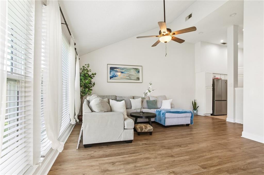 5310 CROSS CREEK Drive
