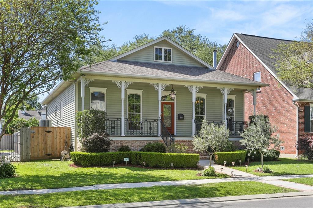 New Orleans, Louisiana 70124, United States, 3 Bedrooms Bedrooms, ,3 BathroomsBathrooms,Residential,Pending,107347