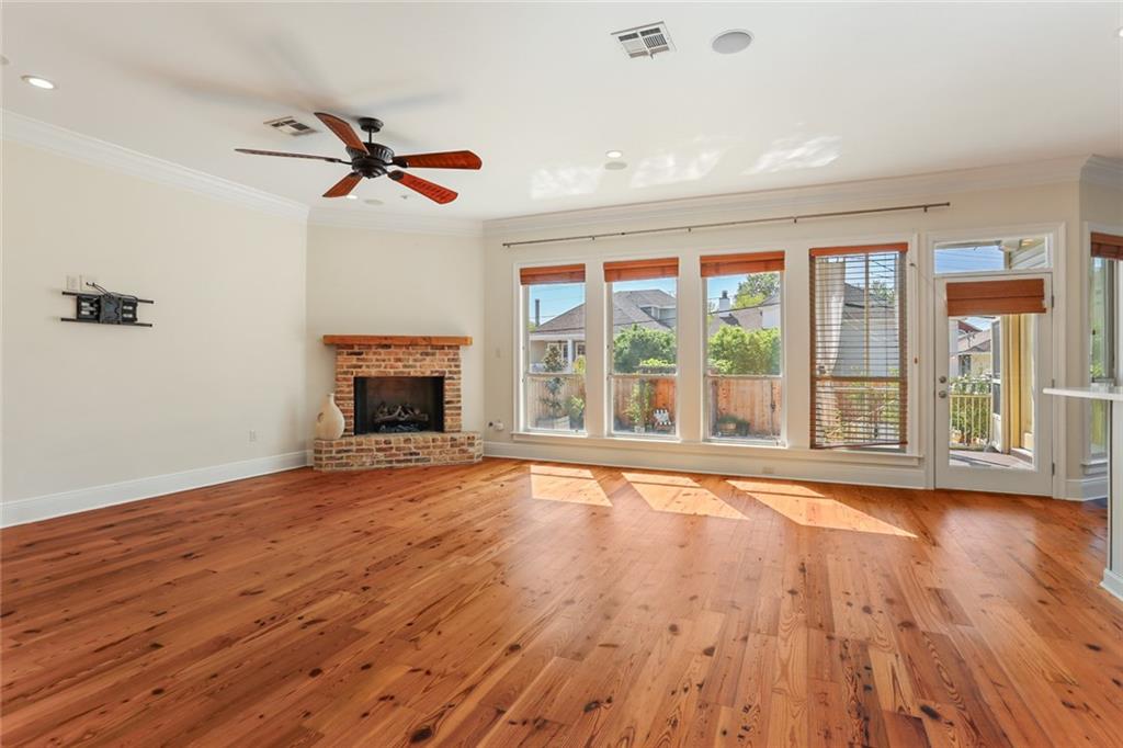 New Orleans, Louisiana 70124, United States, 3 Bedrooms Bedrooms, ,3 BathroomsBathrooms,Residential,Pending,107347