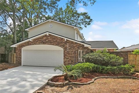 2620 JUPITER Street Harvey LA 70058