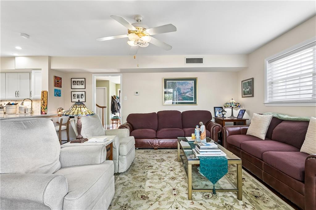312 NELSON Drive